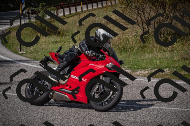 20250907124941-_5005292_am_