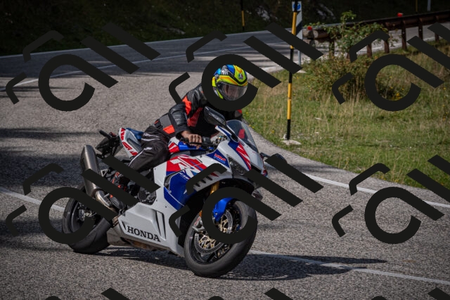 20250907125103-_5005331_am_