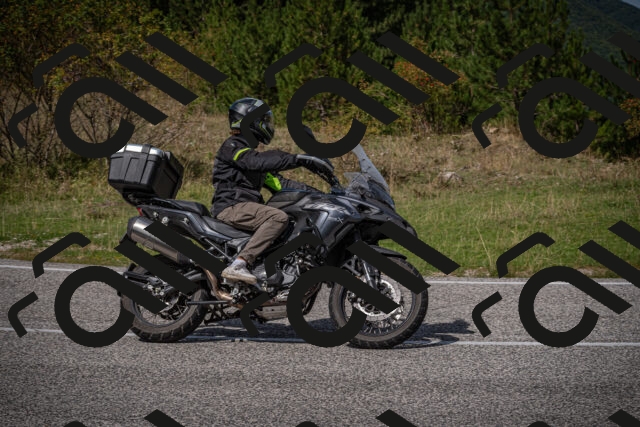 20250907125140-_5005342_am_