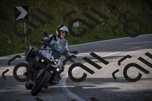 20250907125211-_5005365_am_