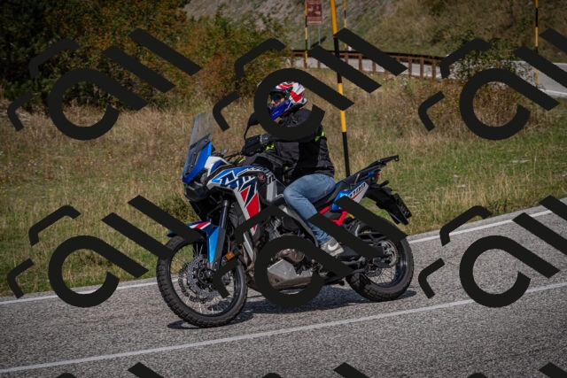 20250907125257-_5005387_am_