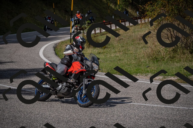 20250907125402-_5005416_am_