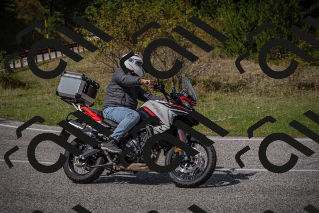 20250907125517-_5005492_am_