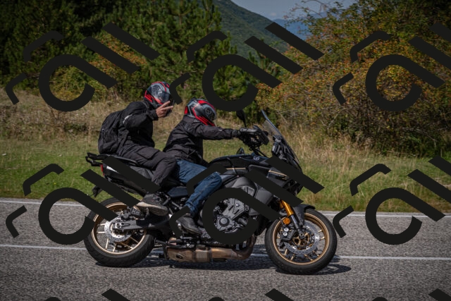 20250907125659-_5005517_am_