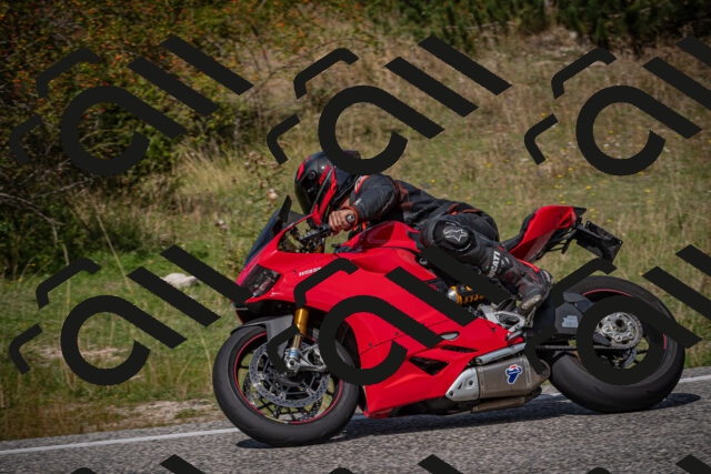 20250907125816-_5005527_am_