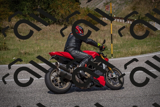 20250907125935-_5005548_am_