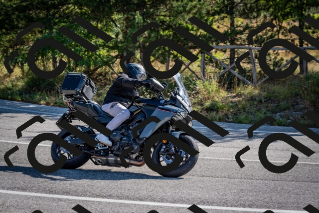 202509070958-DSC_1933_c2