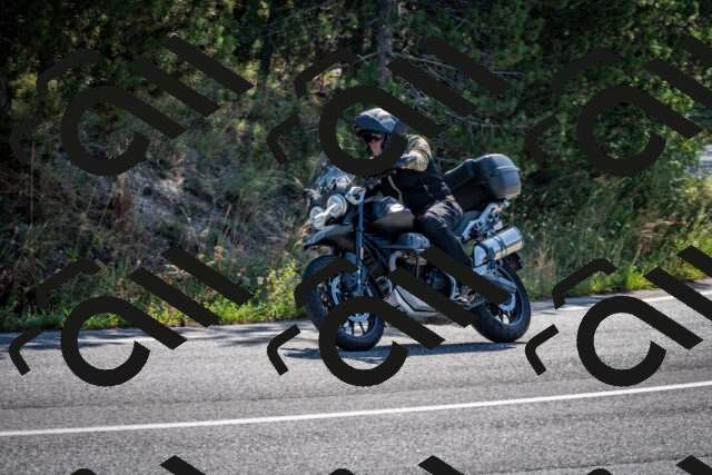 202509071002-DSC_1945_c2