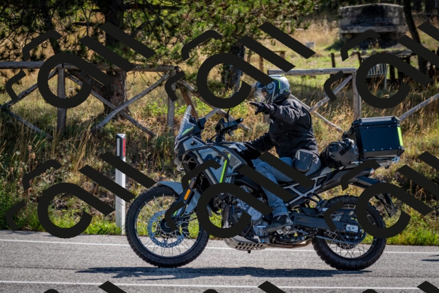 202509071015-DSC_2042_c2