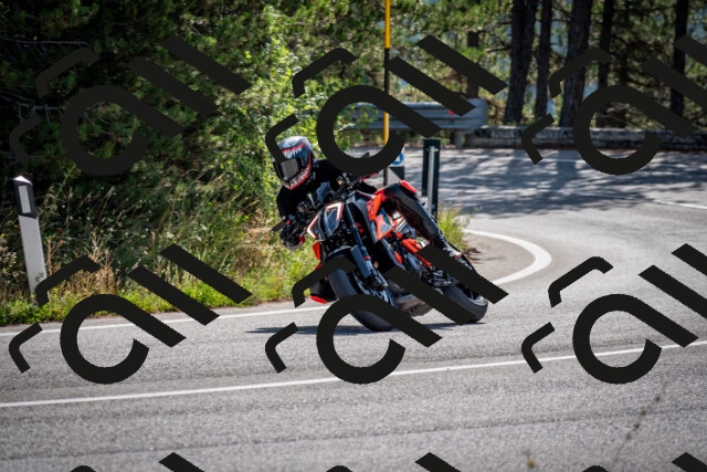 202509071028-DSC_2145_c2