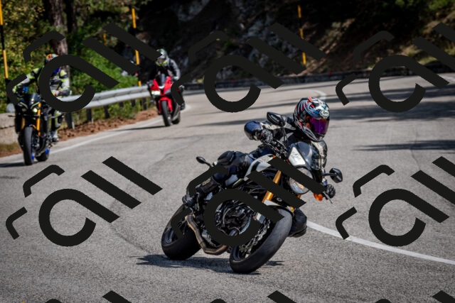 202509071132-DSC_2881_c2