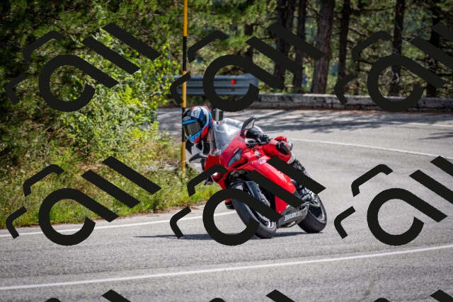 202509071142-DSC_2985_c2