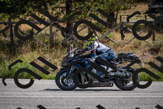 202509071144-DSC_3009_c2