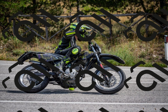 202509071200-DSC_3195_c2