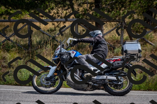 202509071200-DSC_3205_c2