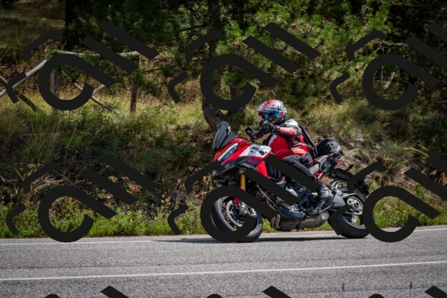 202509071202-DSC_3207_c2