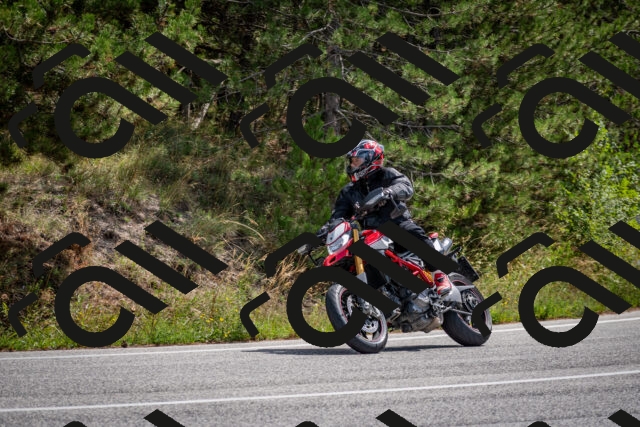 202509071202-DSC_3212_c2