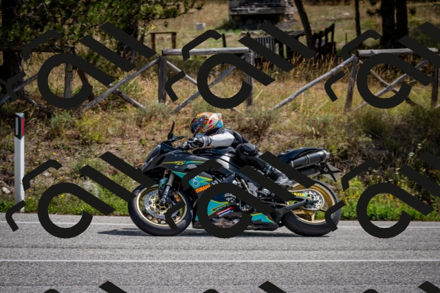 202509071203-DSC_3223_c2