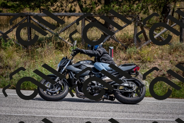 202509071242-DSC_3593_c2