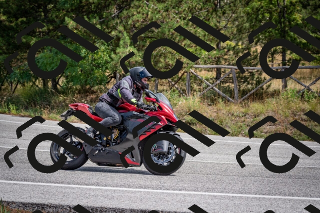 202509071247-DSC_3651_c2