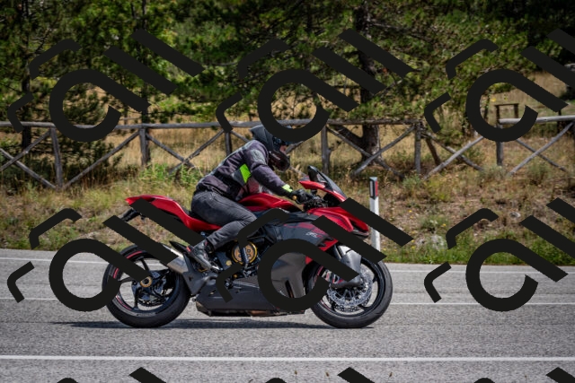 202509071247-DSC_3652_c2