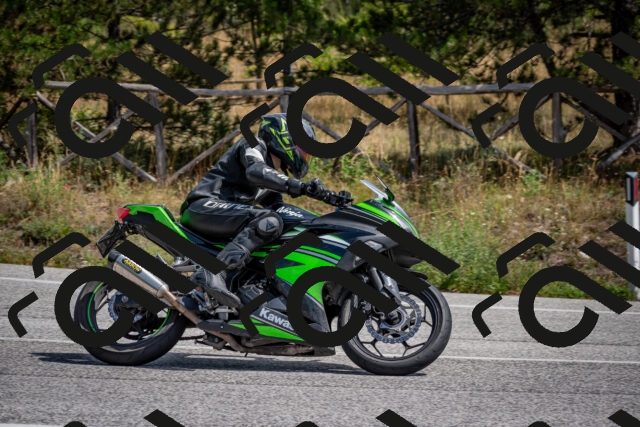 202509071252-DSC_3669_c2