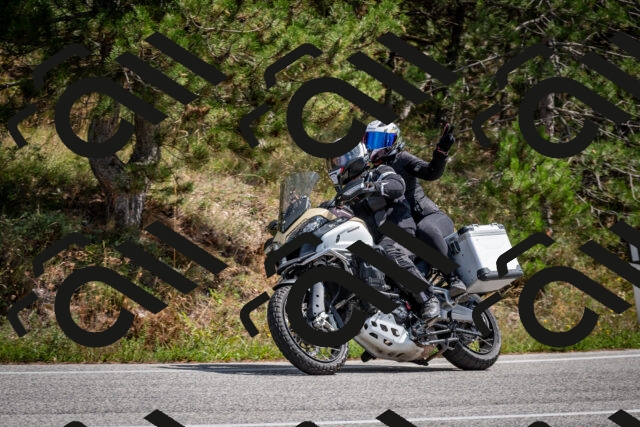 202509071304-DSC_3800_c2