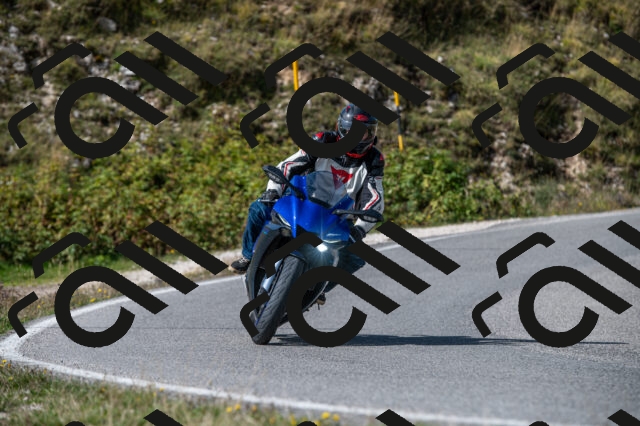 202509071100-M22_9762_m1_