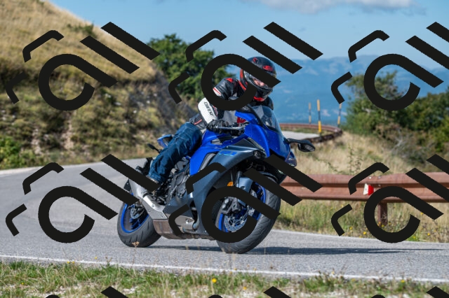 202509071100-M22_9764_m1_