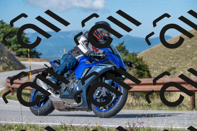 202509071100-M22_9765_m1_