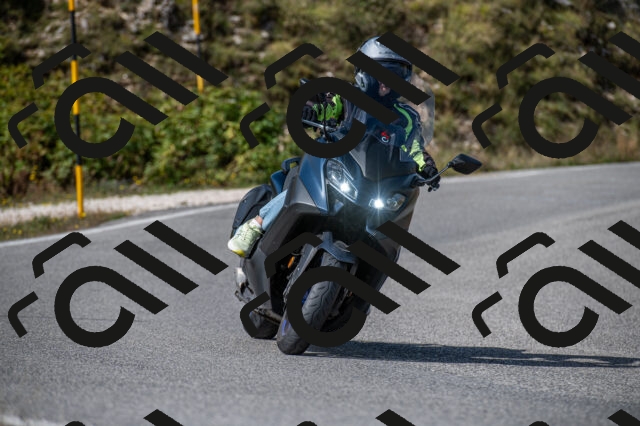 202509071105-M22_9773_m1_