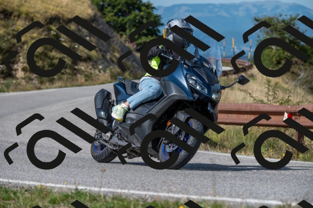 202509071105-M22_9774_m1_