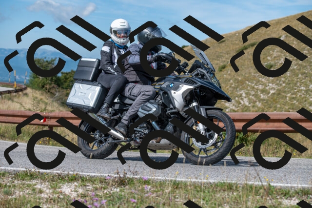 202509071106-M22_9785_m1_