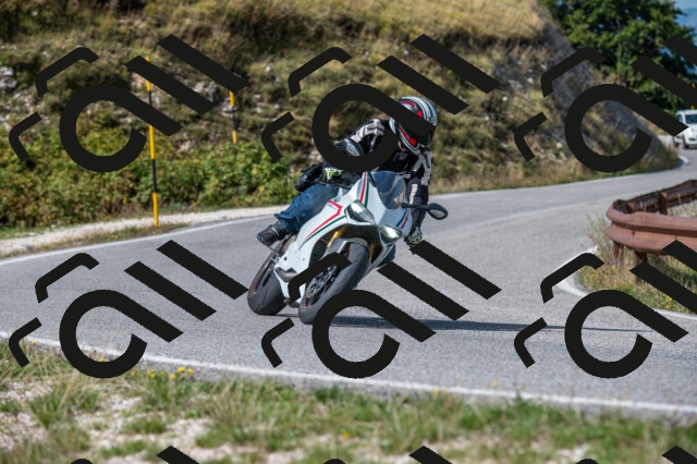 202509071106-M22_9788_m1_