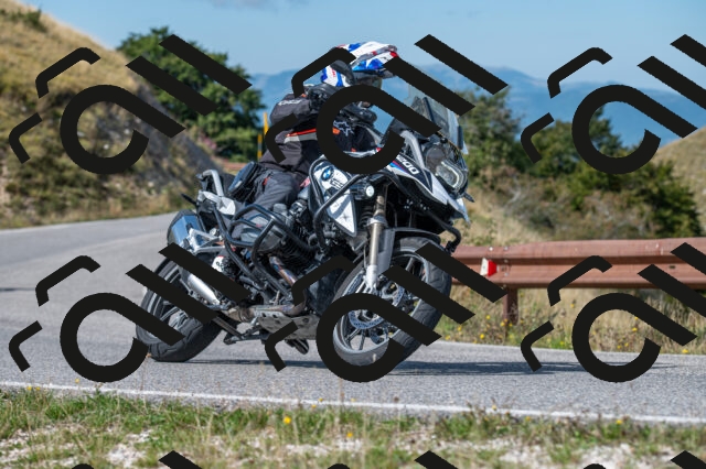 202509071107-M22_9793_m1_