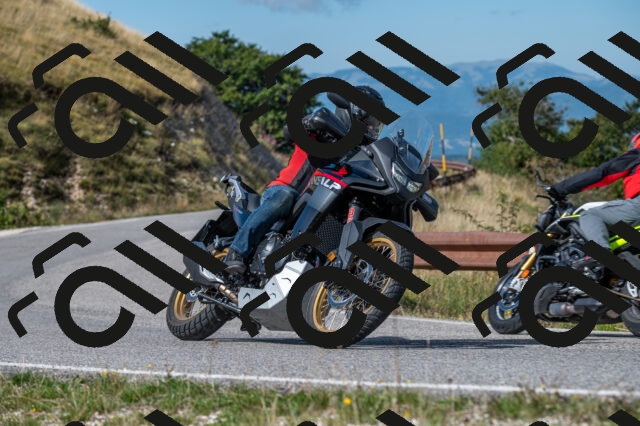 202509071107-M22_9796_m1_