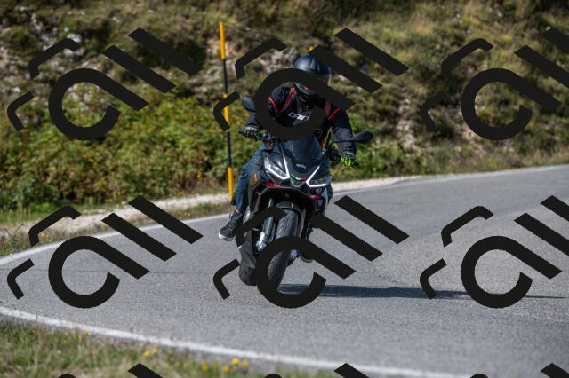 202509071110-M22_9816_m1_