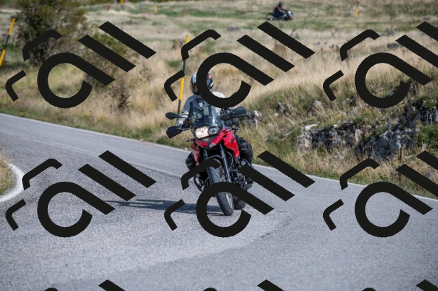 202509071111-M22_9818_m1_