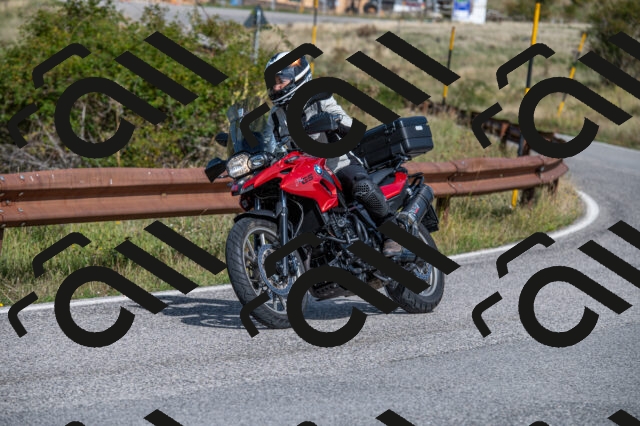 202509071111-M22_9819_m1_