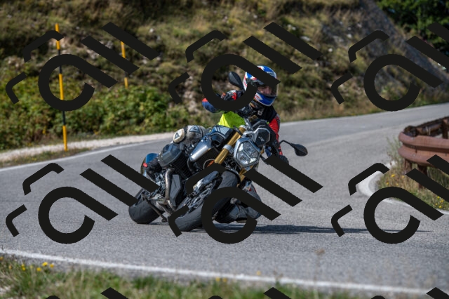 202509071116-M22_9836_m1_