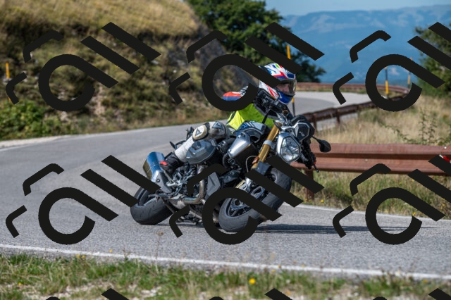 202509071116-M22_9837_m1_