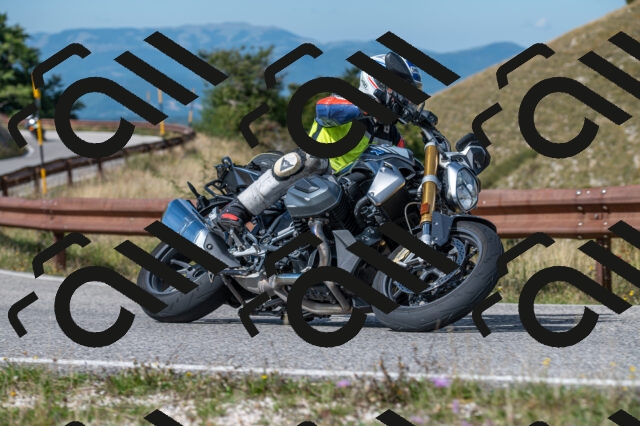 202509071116-M22_9838_m1_