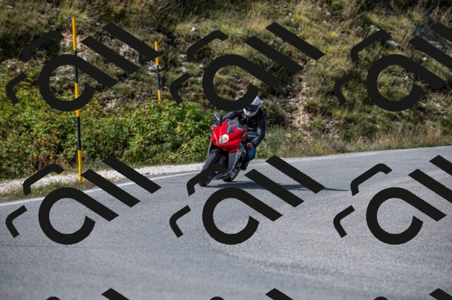 202509071117-M22_9843_m1_