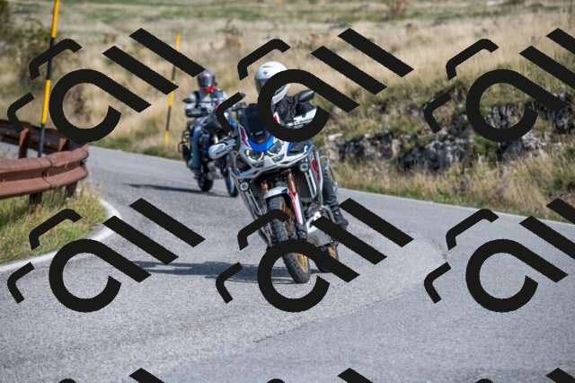 202509071119-M22_9870_m1_