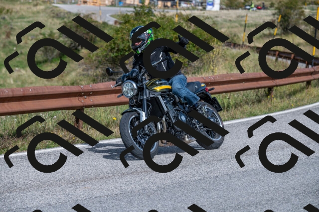 202509071121-M22_9878_m1_