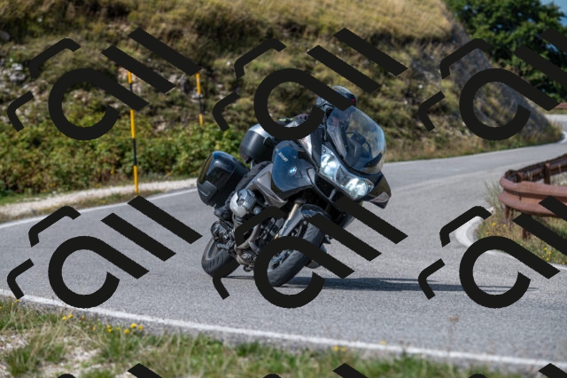 202509071121-M22_9882_m1_