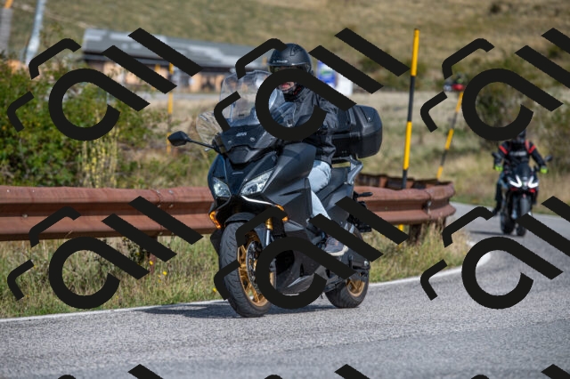 202509071121-M22_9884_m1_