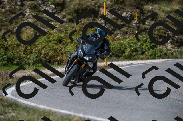 202509071122-M22_9900_m1_