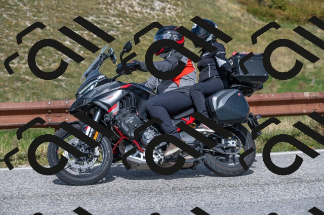 202509071123-M22_9917_m1_