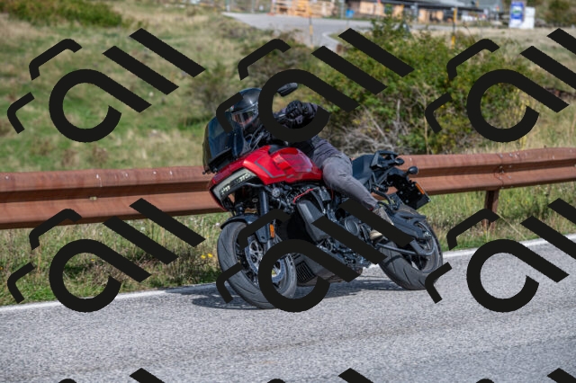 202509071123-M22_9923_m1_